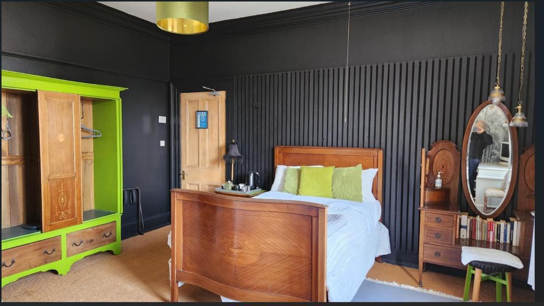 Cornerstones Guest House Sale Ngoại thất bức ảnh
