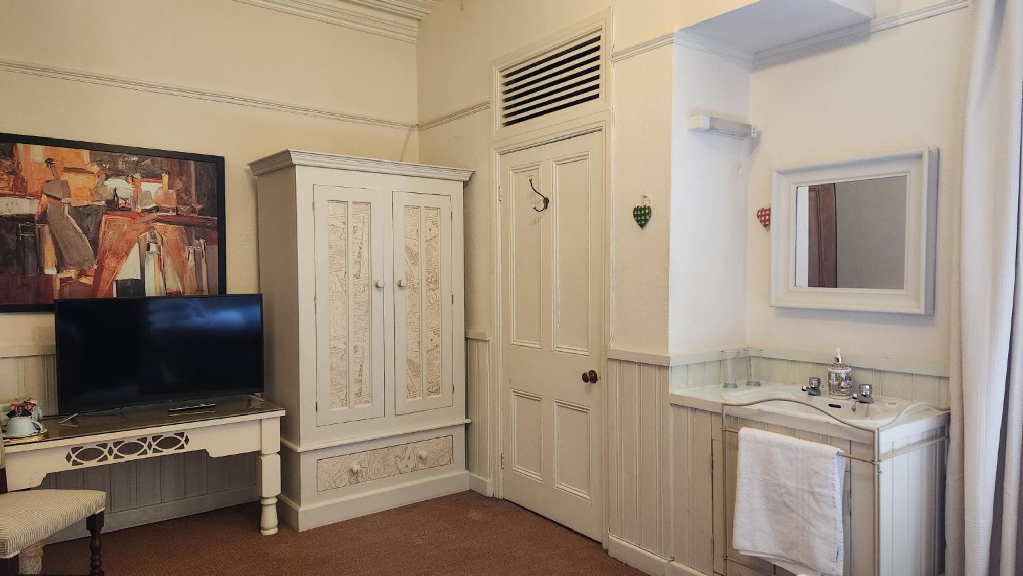Cornerstones Guest House Sale Ngoại thất bức ảnh